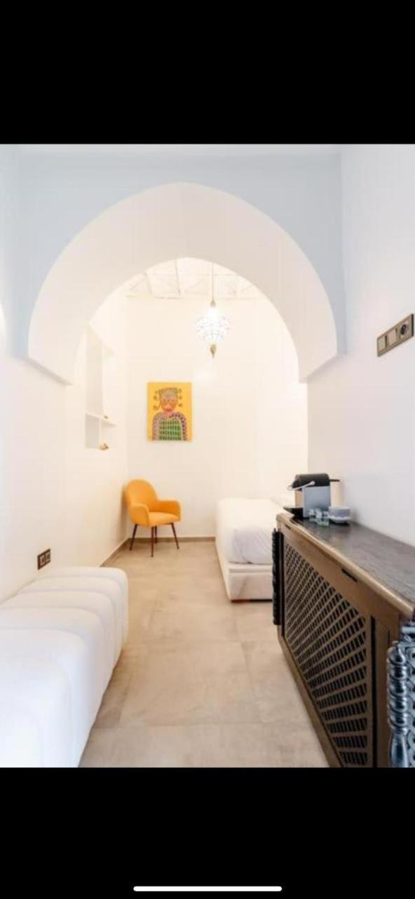 Riad Manzal